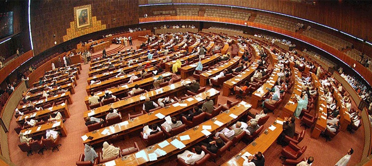 اثاثوں کی تفصیلات جمع نہ کرانے پر وفاقی وزیر سمیت 32 ایم این ایز کی رکنیت معطل