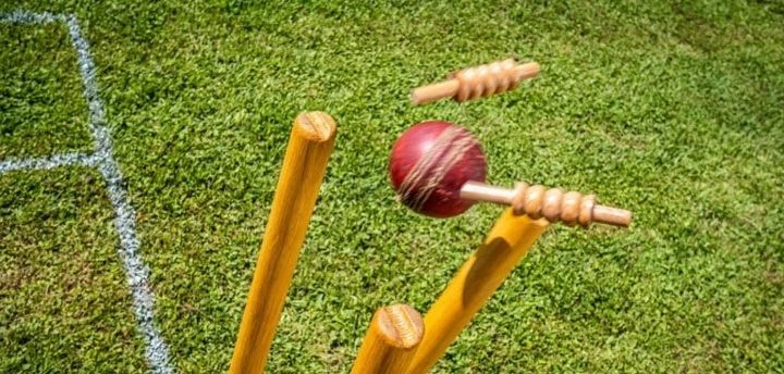 عمرڪوٽ ۾ مڱريا پريمئير ڪرڪيٽ ليگ شروع، پھرين ڏينھن 5 ميچون ٿيون