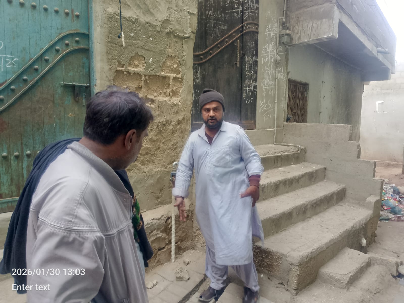 ٺٽي ۾ رهواسين جو سئوٽن خلاف احتجاجي مظاهرو