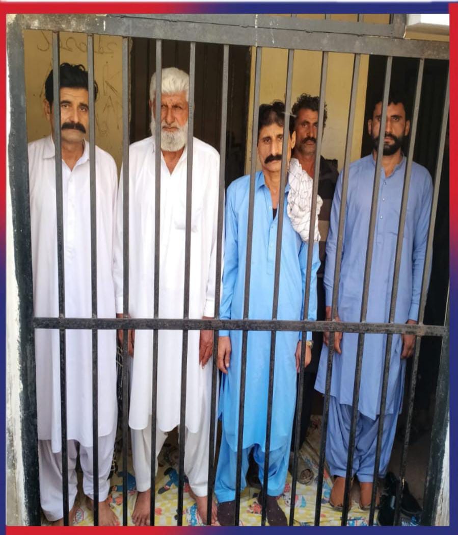 ٺٽي جي عدالت غلام رسول عرف نورو خشڪ جي قتل ڪيس جي جوابدارن کي عمر قيد جي سزا ٻڌائي ڇڏي