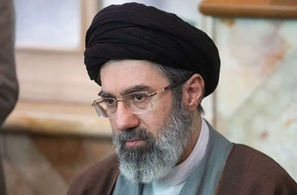 خاموش مگر بااثر، مجتبیٰ علی خامنہ ای عالمی توجہ کا مرکز بن گئے