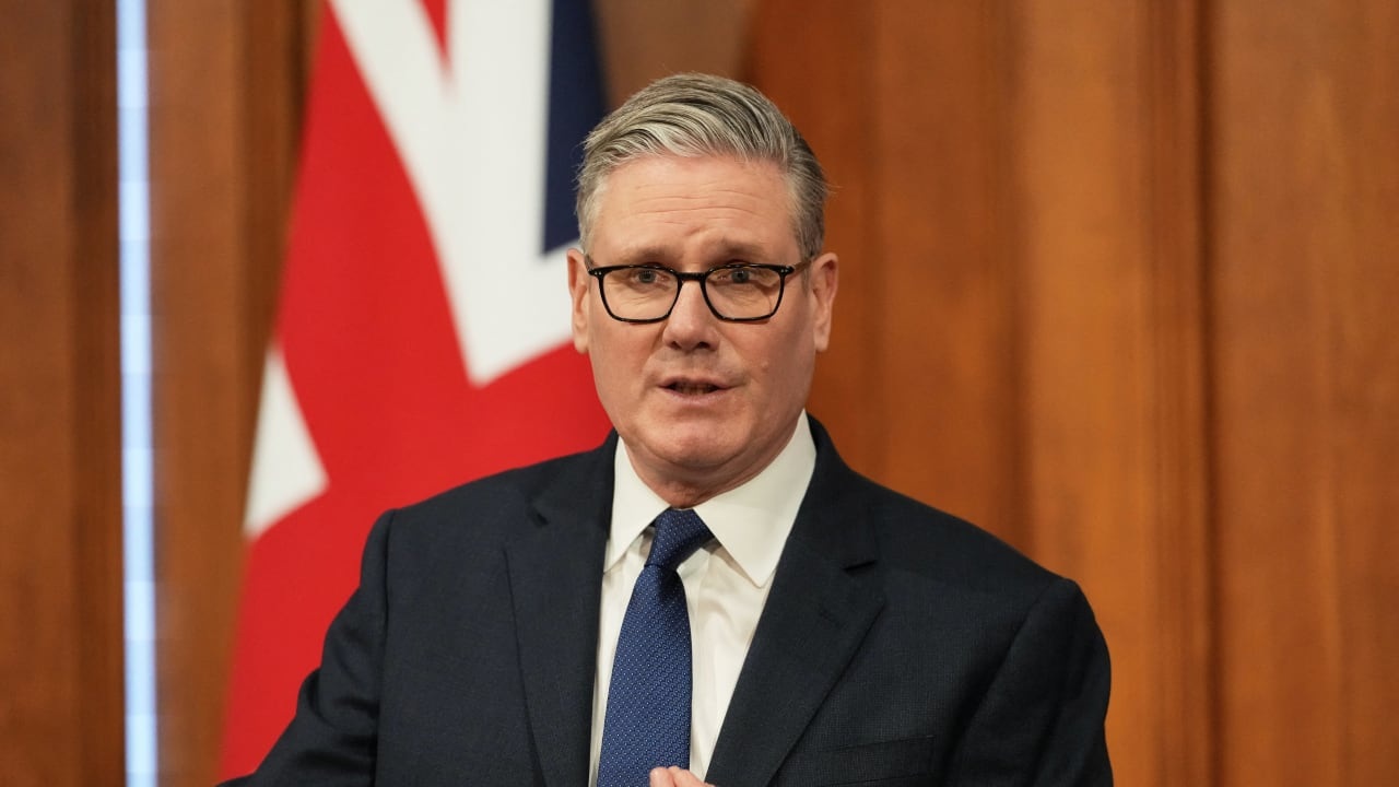 برطانیہ نے آبنائے ہرمز کھولنے کے لیے عالمی سربراہی اجلاس بلانے کا اعلان