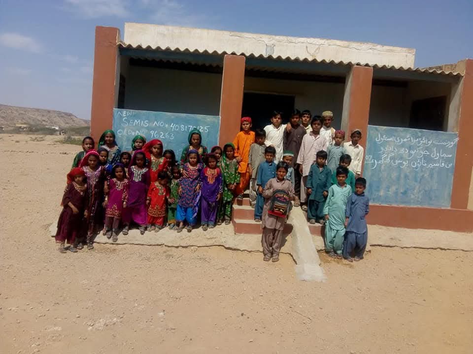 ملير جي قديمي ڳوٺ سجاول جوکيو  جي پرائمري اسڪول جي عمارت ورهين کان زبون حال