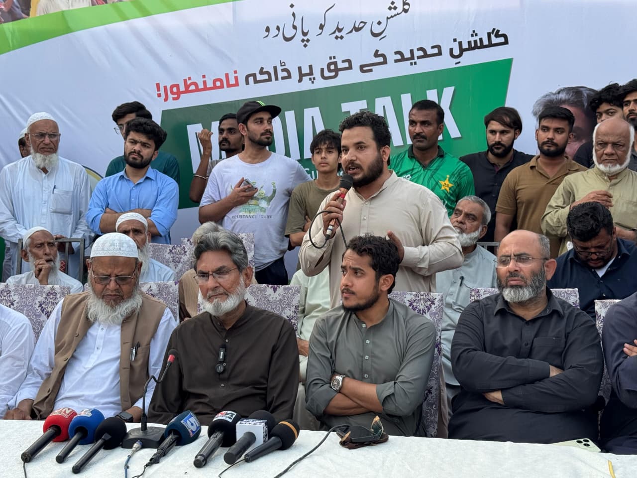 ڪراچي جا فنڊ ضايع ڪيا پيا وڃن، عوام سهولتن کان محروم آهن: سيف الدين ايڊووڪيٽ