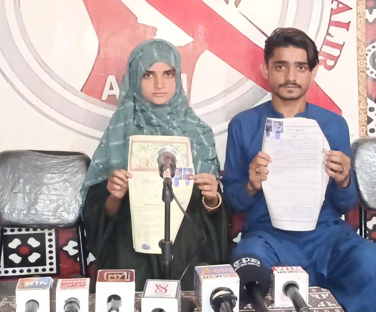 لاڙڪاڻي واسي جوڙي ملير جي عدالت ۾ پرڻو ڪري ڇڏيو