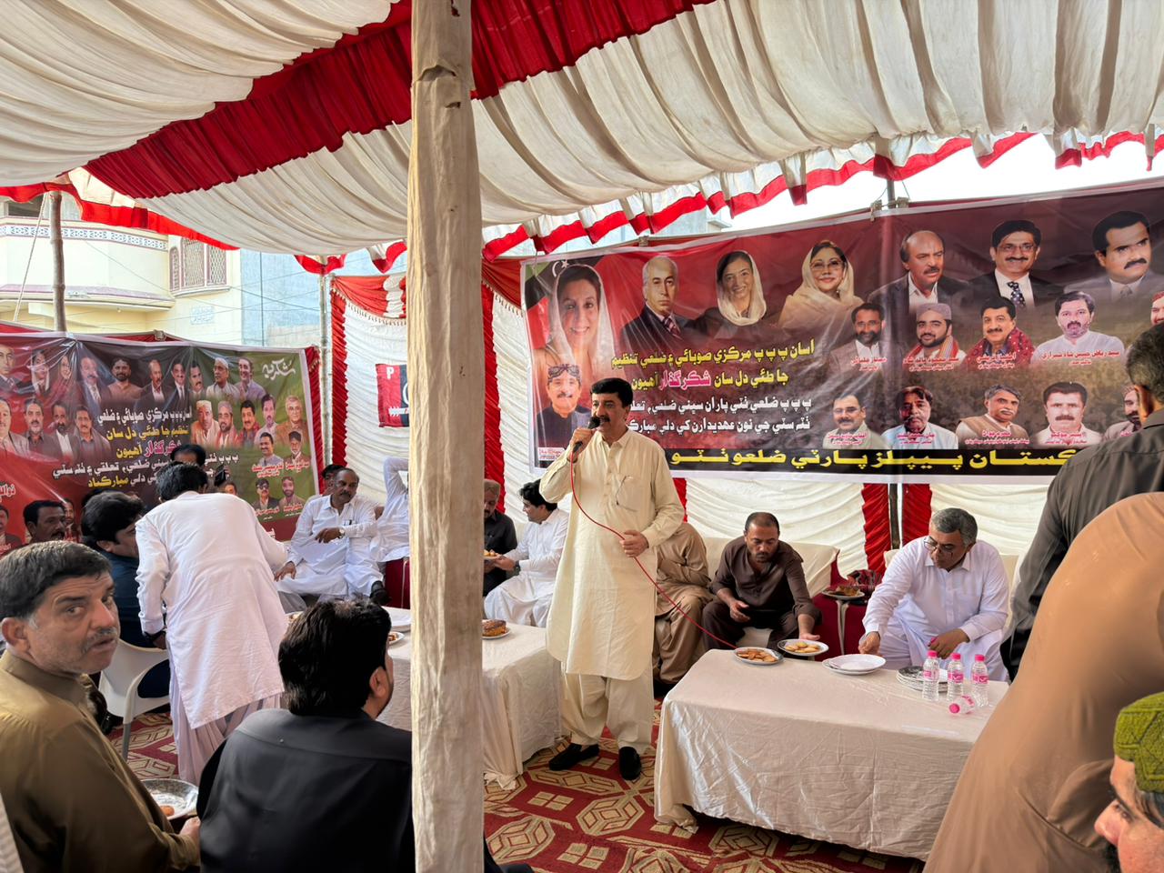 پيپلزپارٽي عوامي سمنڊ آھي، راشدي صاحب پنهنجن تي نظر رکي: صادق علي ميمڻ