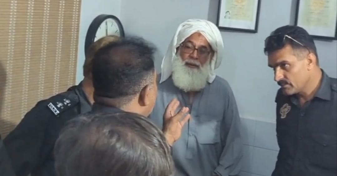 گلشن حديد جي نجي اسپتال ۾ تازو ڄاول ٻارڙو فوت، وارثن جو احتجاج