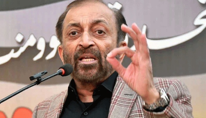 سندھ کے لوگ کراچی اور حیدرآباد کے ڈومیسائل پر نوکریاں حاصل کر رہے ہیں، کراچی کو وفاق کے حوالے کیا جائے: فاروق ستار