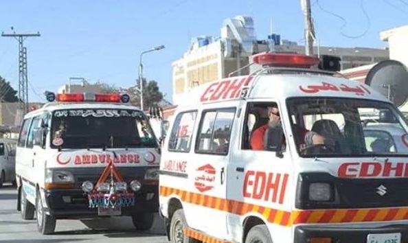 ڄامشورو: ڪراچي موري وٽ هٿياربندن جي فائرنگ ۾ رڪشا ڊرائيور قتل